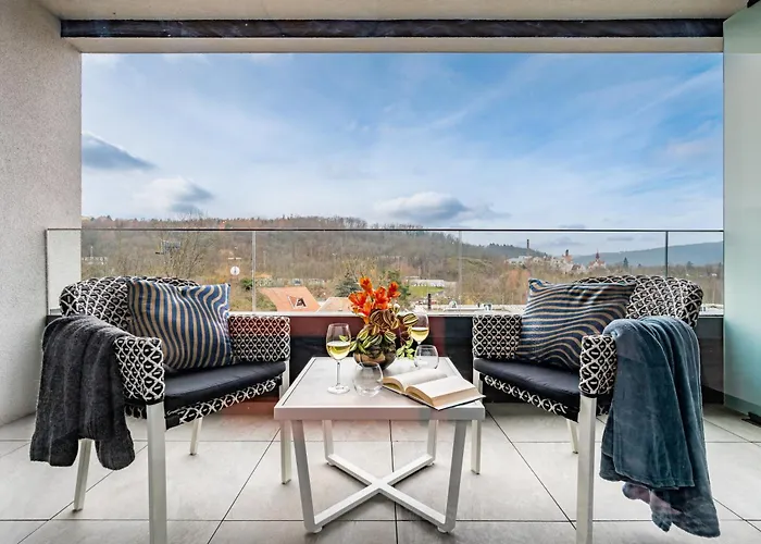 Days - With Terrace And Garage In Modern Building Apartment
