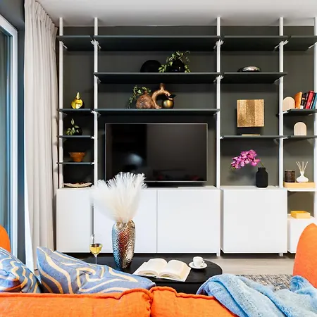 Appartement Days - With Terrace And Garage In Modern Building Prague